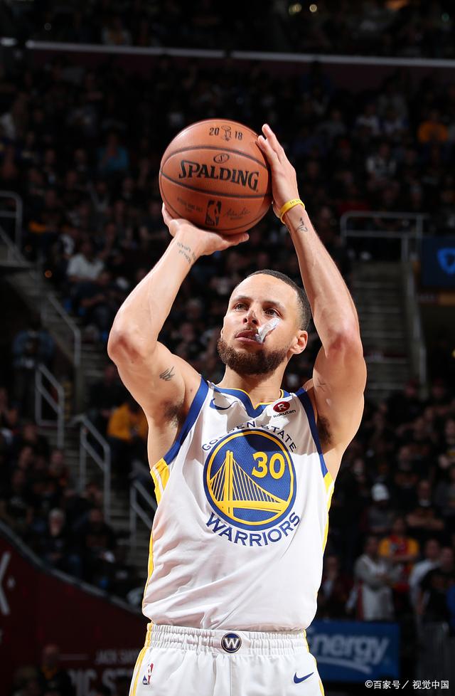 英超积分榜更新：曼城榜首压力加大,（英超最新积分形势：曼城领跑压力陡增）