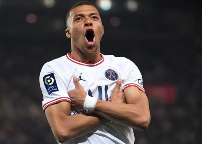 NBA周最佳球员：穆雷生涯首次当选，布朗带队4战全胜入围