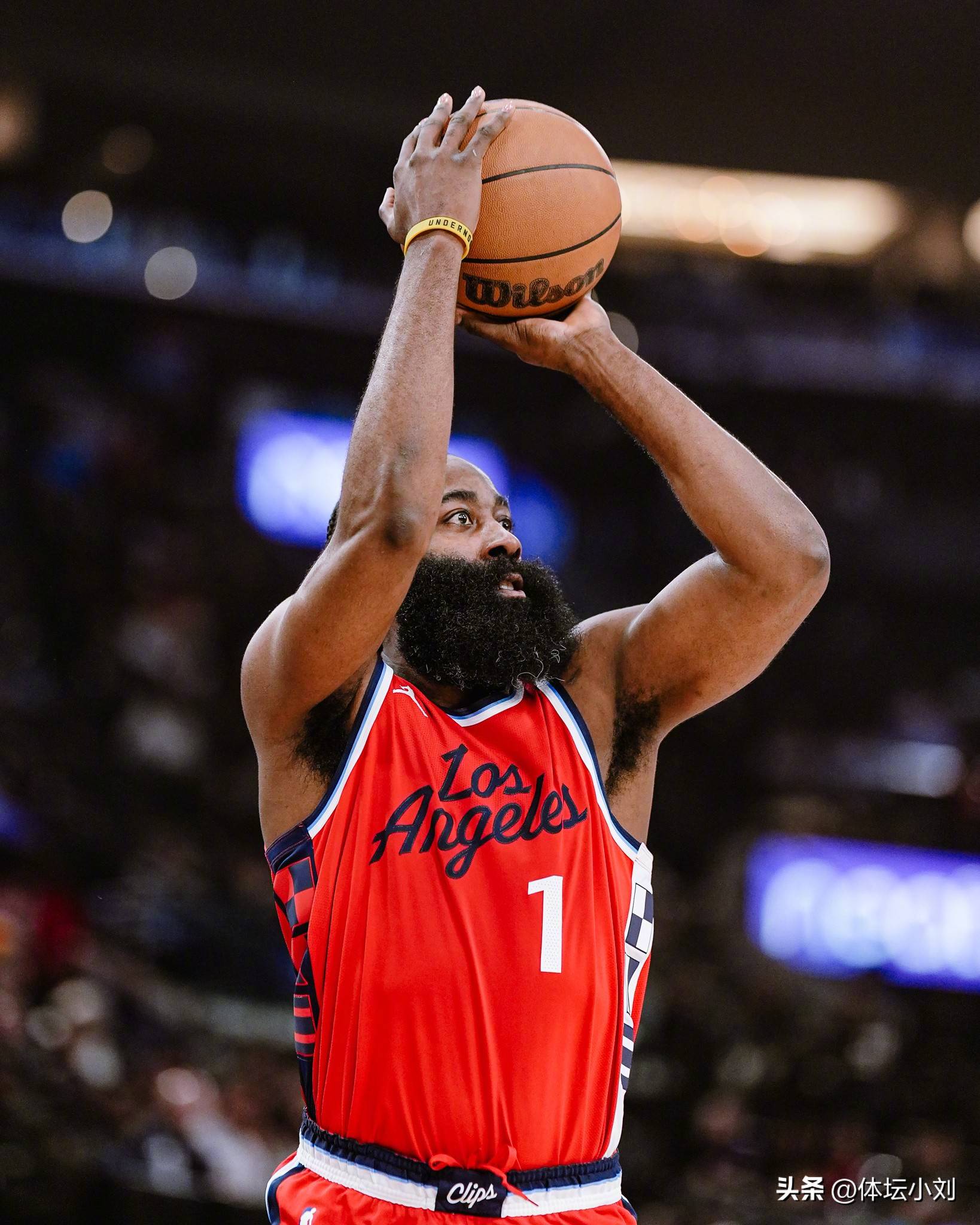 U17世界杯：意大利1-0布基纳法索晋级四强，坎帕涅洛制胜（U17世界杯：意大利1-0击退布基纳法索挺进四强，坎帕涅洛打入制胜球）