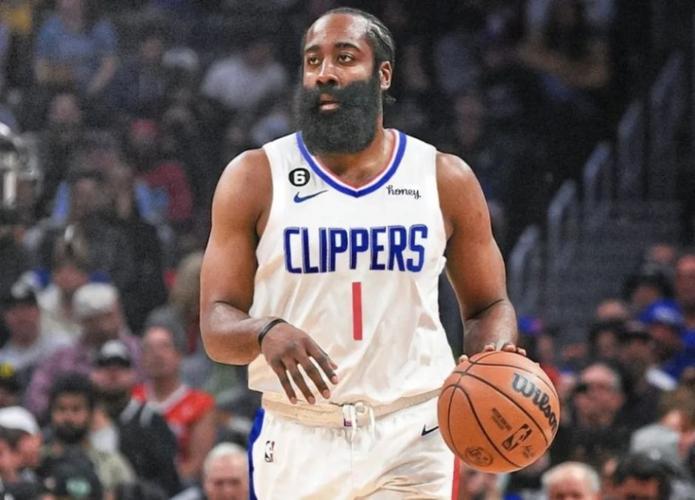 齐沃：足球是美丽的，我希望球员快乐，带着激情勇气微笑上场（齐沃谈足球之美：愿球员快乐，以激情与勇气微笑出场）