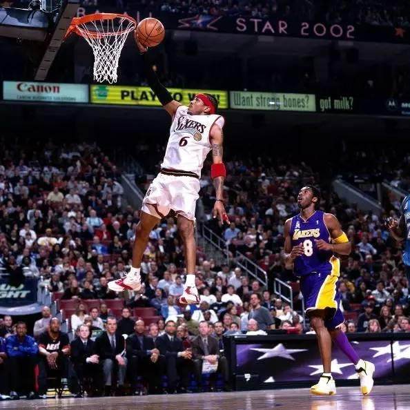 C罗：我真的不在乎别人怎么看我，我只想快乐地做我喜欢的事（C罗：不在意他人眼光，我只想快乐做热爱的事）