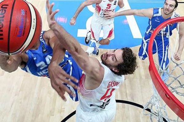 12月8日NBA焦点战：绿军猛龙分区内战，湖勇迎东部劲旅考验（12月8日NBA焦点对决：绿军大战猛龙上演分区内战，湖人、勇士迎战东部强敌）