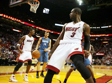 中甲历年射手榜：姆本扎28球创纪录，郜林、谭龙在列（中甲历届射手榜盘点：姆本扎28球刷新纪录，郜林与谭龙上榜）