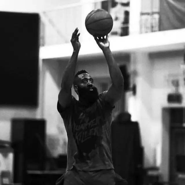 托莫里：现在梦想还为时过早，我们考虑的是下一场比赛（托莫里：谈梦想为时尚早，眼下只专注下一战）