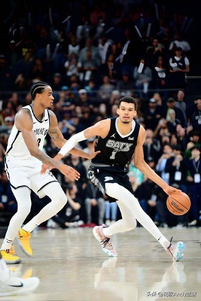 中足联发布2025职业联赛数据：中超场均净比赛时间上升7秒（中足联公布2025赛季数据：中超场均净比赛时间增加7秒）